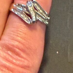 Elegant Sterling Silver and diamond baguettes Women's Ring